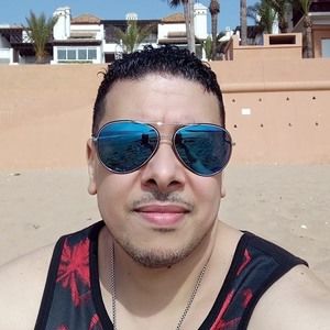 Meet your Posher, Ahmed